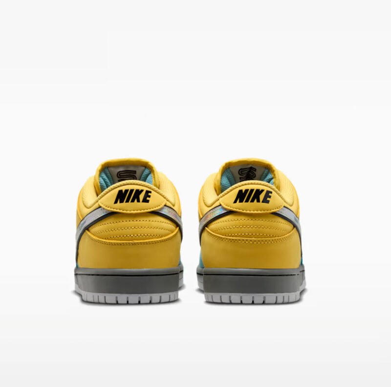 NIKE SB DUNK LOW PROI
